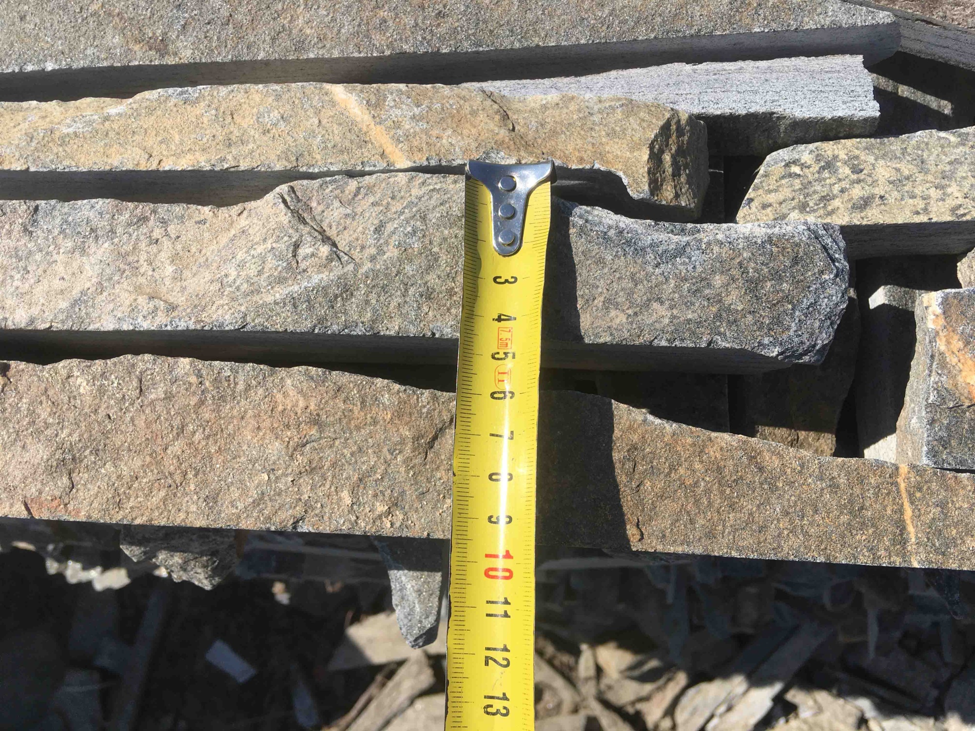 Горбушка златолит мультиколор для облицовки купить в Клине