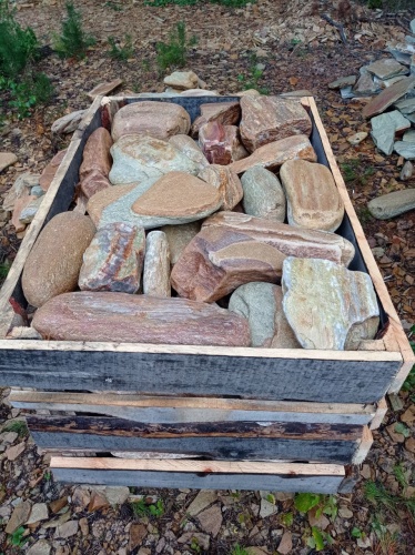 Златолит жёлтый, жёлто-зелёный глыбки и валуны для ланшафтного дизайна купить в Клине