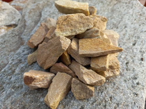 Златолит жёлтый декоративная каменная крошка купить в Клине