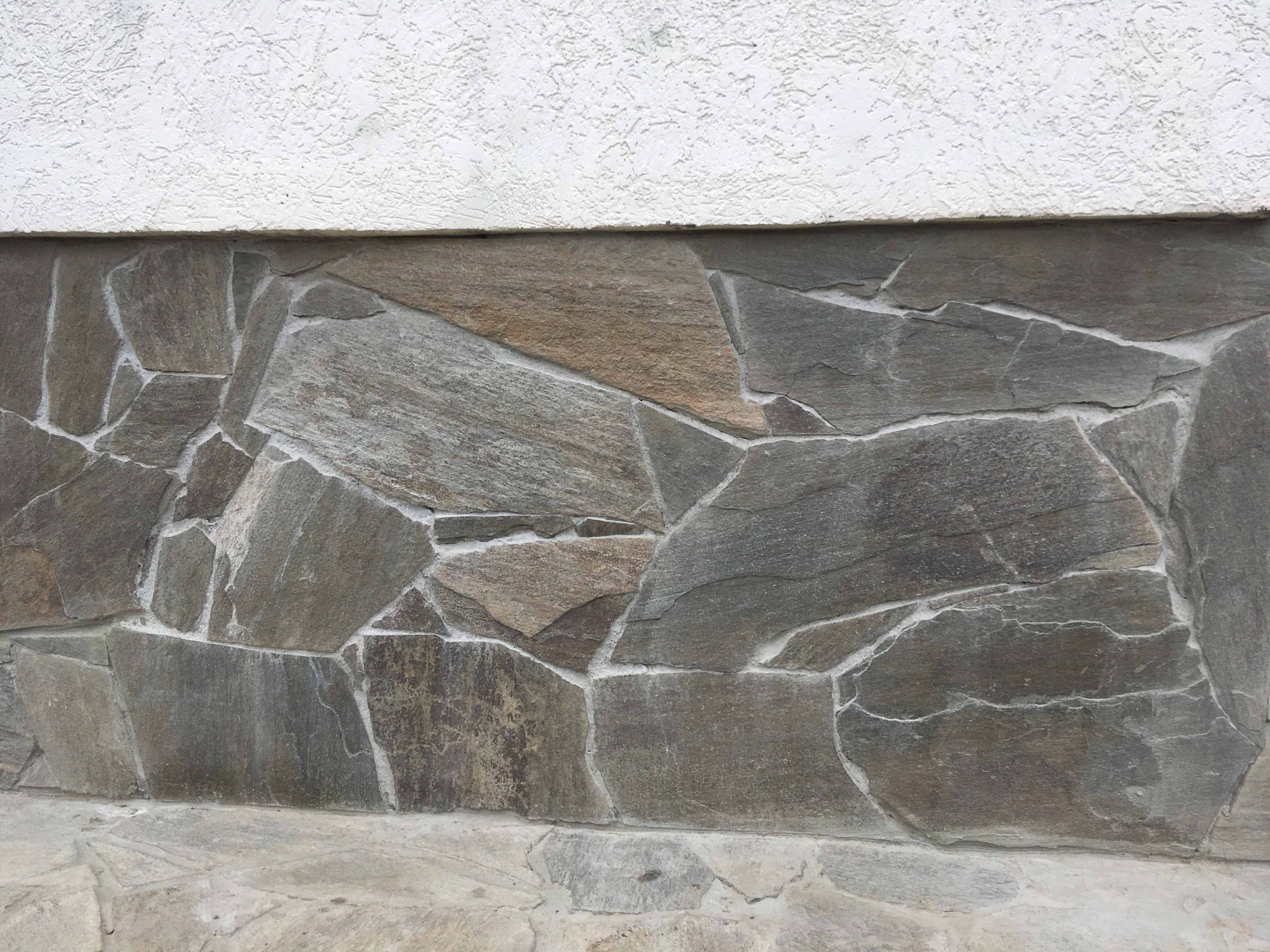 Плитняк златолит Уральский  для фасада купить в Клине