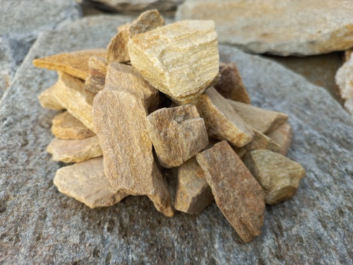 Златолит жёлтый декоративная каменная крошка купить в Клине