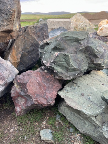 Камни для ландшафтного дизайна зелёные 10-60 килограмм купить в Клине