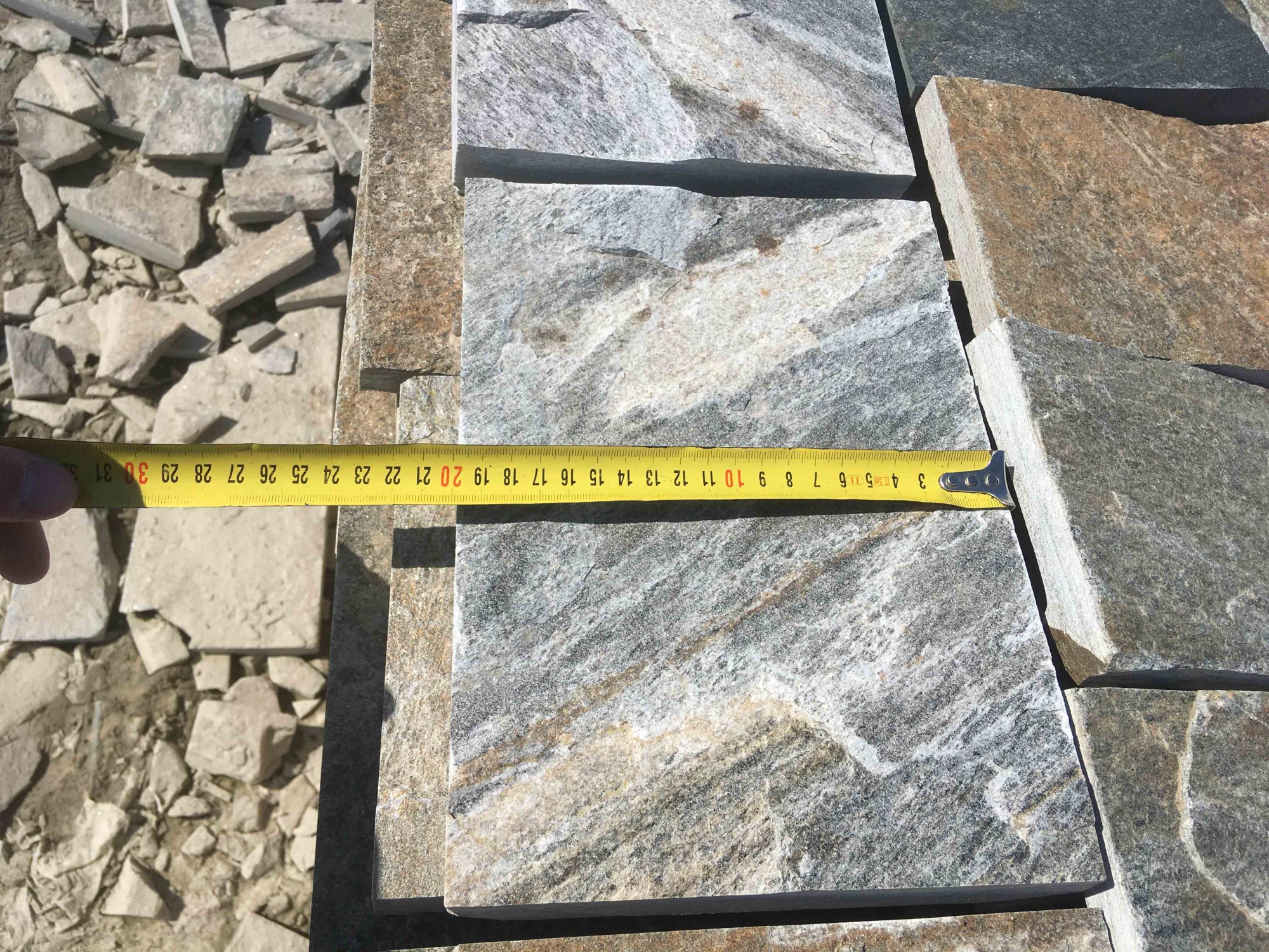 Плитка пилёная златолит Уральский для фасада купить в Клине