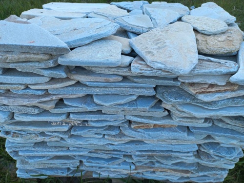 Плитняк златолит зелёный галтованный для цоколя купить в Клине